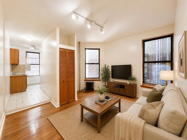 Floorplan - 3135 Broadway