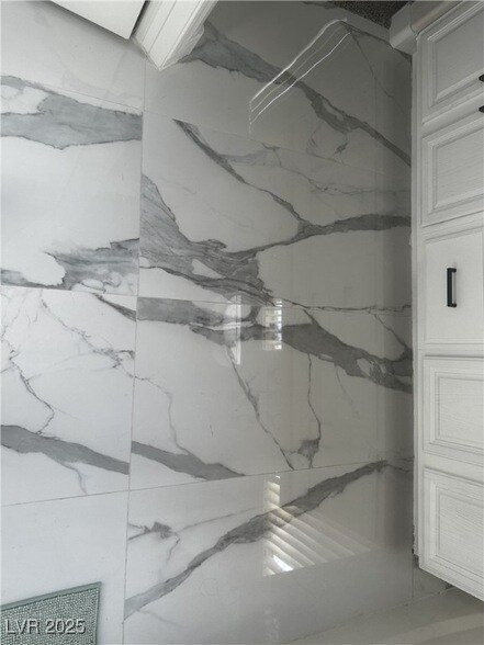 Building Photo - 24 Staghorn St