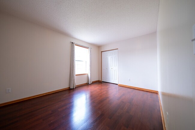 Building Photo - 10415 Ponds Way