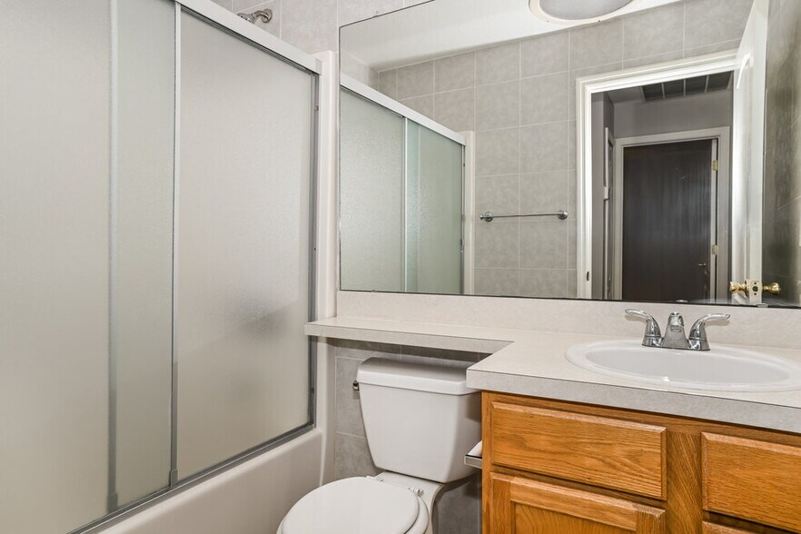 Building Photo - 172 Afton Ln