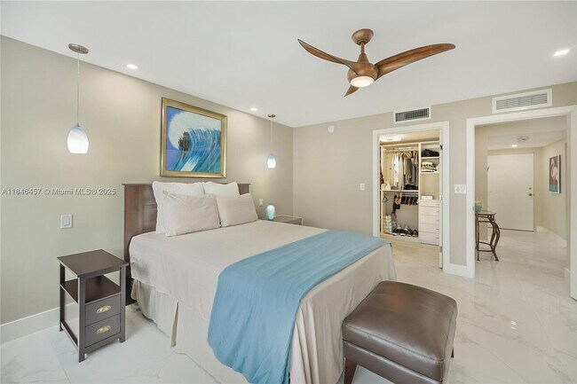 Building Photo - 2100 S Ocean Dr
