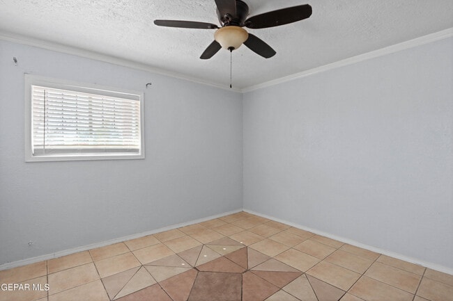 Building Photo - 1260 Las Pompas Rd