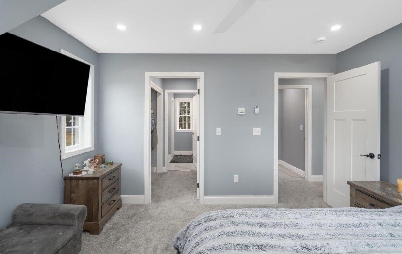Building Photo - 4 Pinehurst Ave