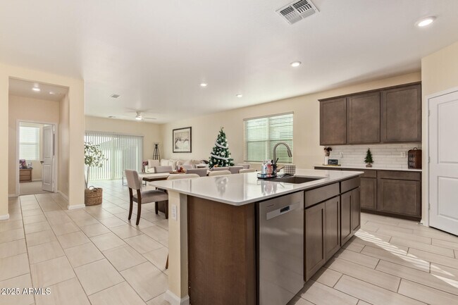 Building Photo - 25443 W Graham Trl