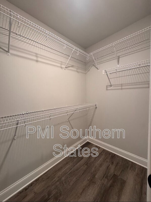 Building Photo - 41 Snowmill Rd