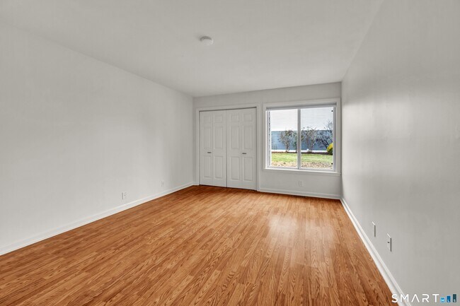 Building Photo - 57 Lawson Ln