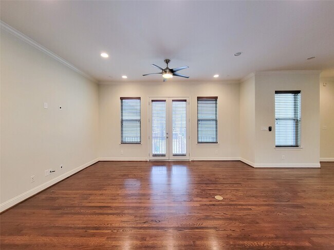 Building Photo - 5520 Kiam St