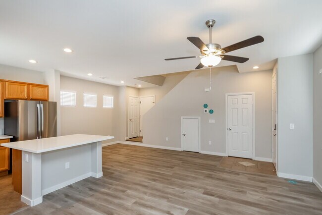 Building Photo - 7543 Holiday Hills St