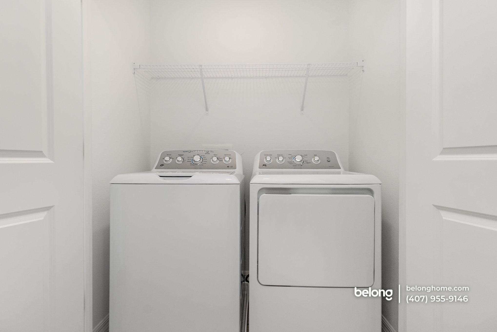 Building Photo - 2037 Viewfinder St