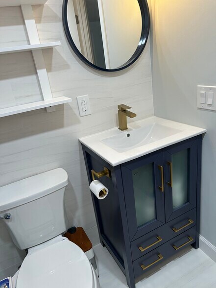 Building Photo - 1391 S Ocean Blvd