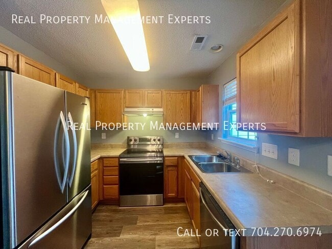 Building Photo - 12438 Hennigan Pl Ln