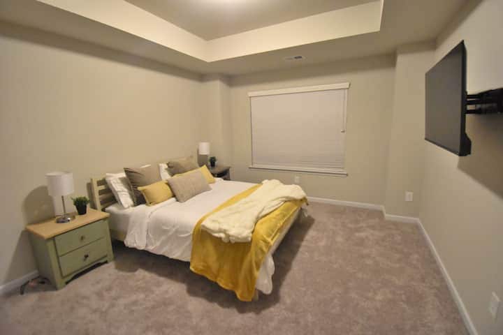 Building Photo - 281 Turtle Creek Dr