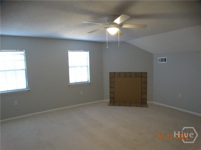 Building Photo - 85 Port Dr