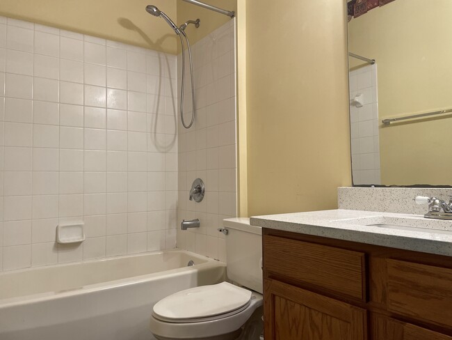 Building Photo - 10636 Hill Point Ct