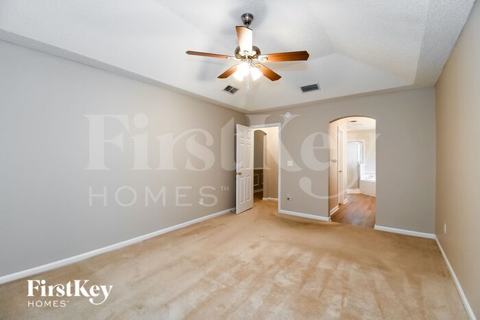 Building Photo - 2439 Watermill Dr