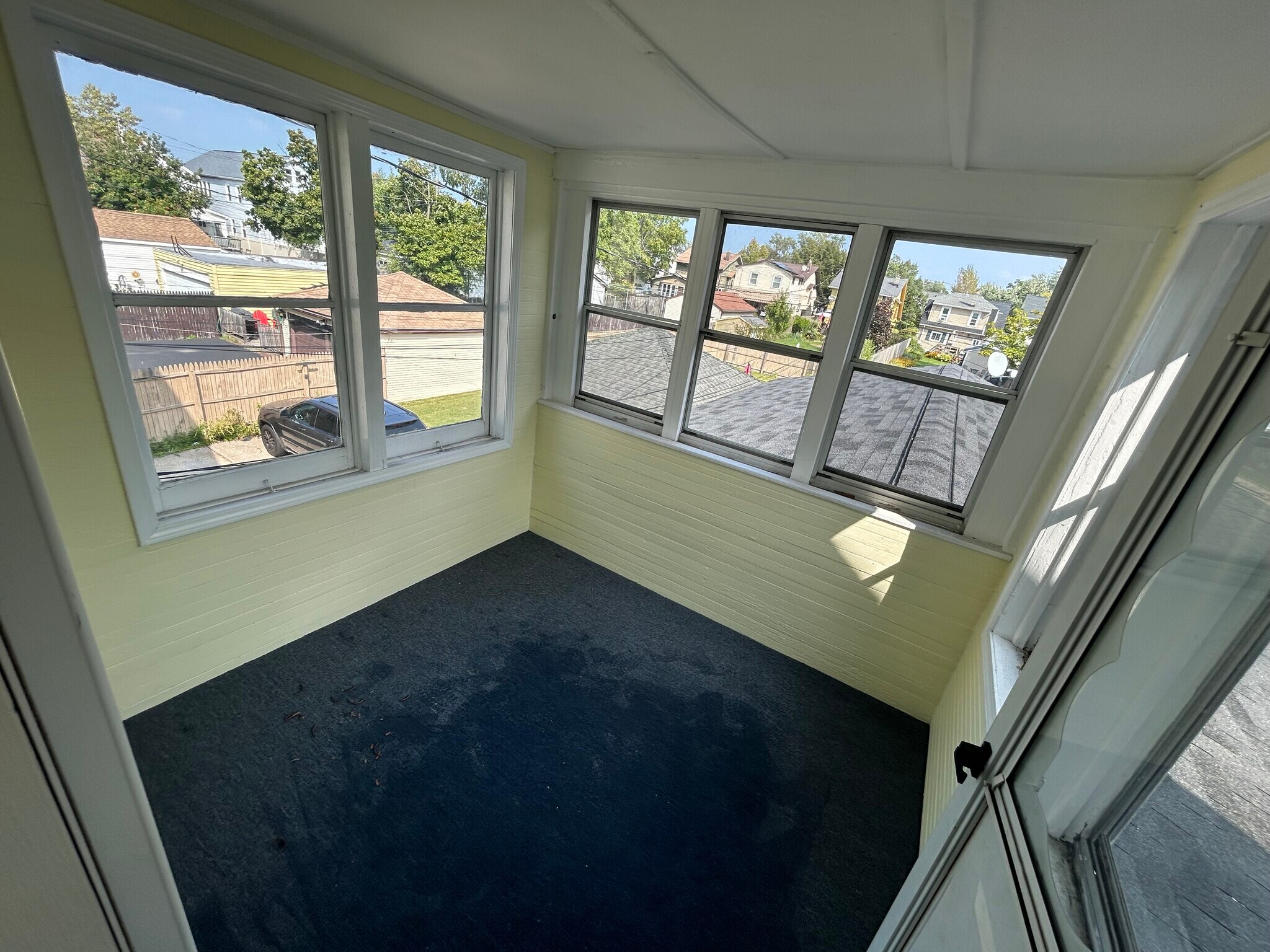 Building Photo - 473 Colvin Ave