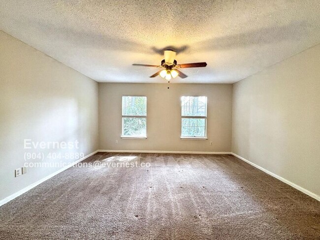 Building Photo - 1785 Chandelier Cir E