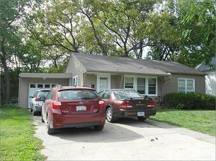 Building Photo - 609 S Lucas St