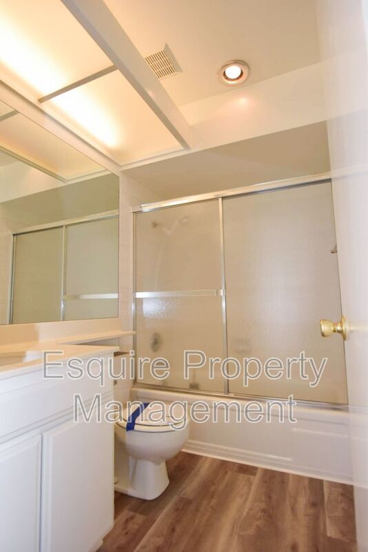 Building Photo - 2032 Birchdale Ct