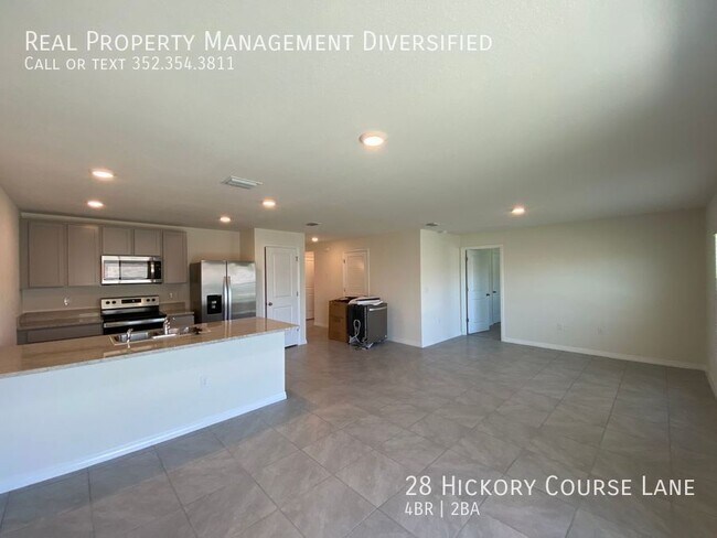 Building Photo - 28 Hickory Course Ln