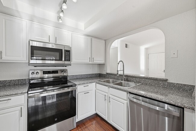 Building Photo - Status: Accepting Applications