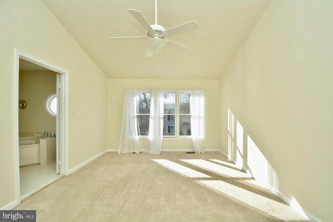 Building Photo - 7209 Burton Hill Ct