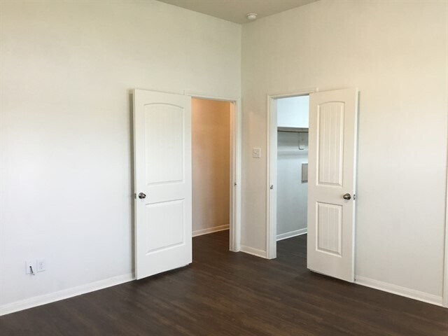 Building Photo - 22 Mira Loma Dr