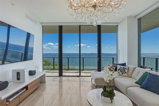 Building Photo - 3101 Bayshore Blvd