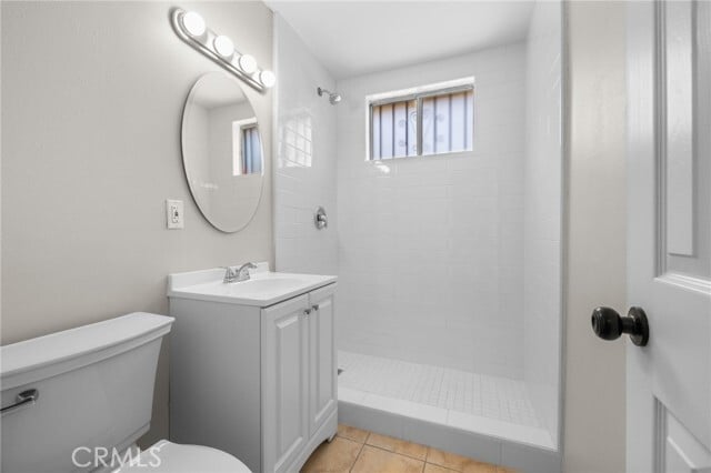 Building Photo - 207 Flora St