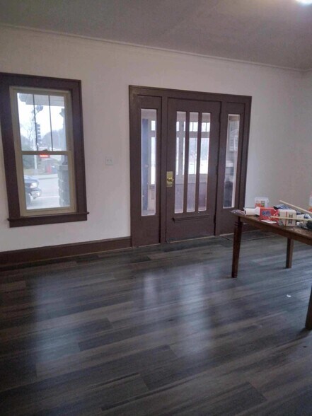 Building Photo - 632 W Prospect Ave