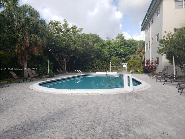 Building Photo - 1450 Atlantic Shores Blvd