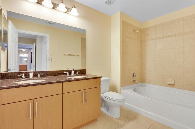 Building Photo - 4903 Midtown Ln