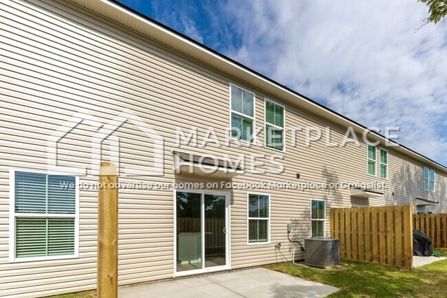 Building Photo - 4127 Hudson Ct SW