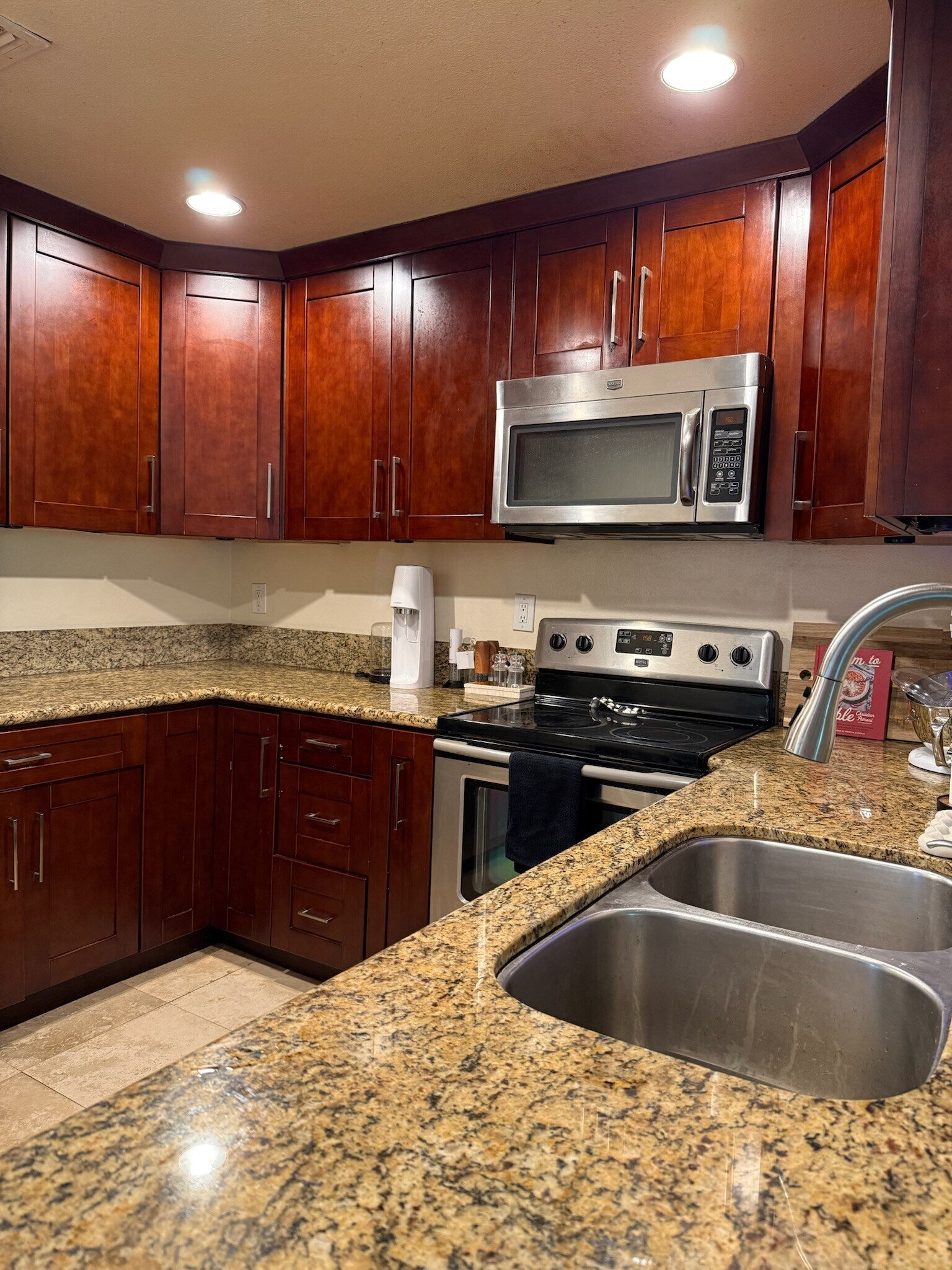 Building Photo - 4141 Via Marisol