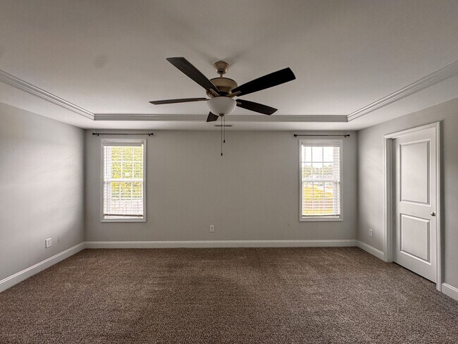 Building Photo - Stunning 4 Bed 2.5 Bath Home in Moore County