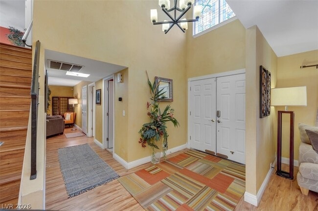 Building Photo - 3225 Mountain Spring Rd