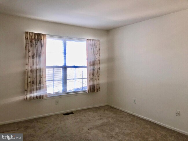 Building Photo - 2604 Delancey Way