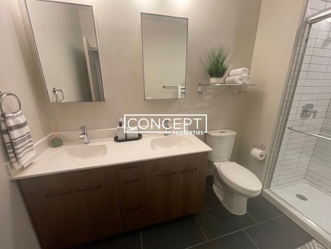 Building Photo - 525 Lincoln St