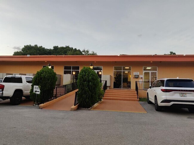 Building Photo - 4394 NW 9th Ave