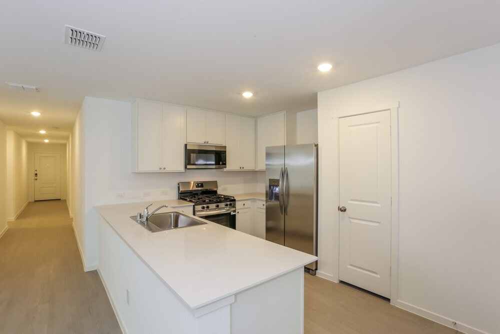 Building Photo - 1812 Javelina St