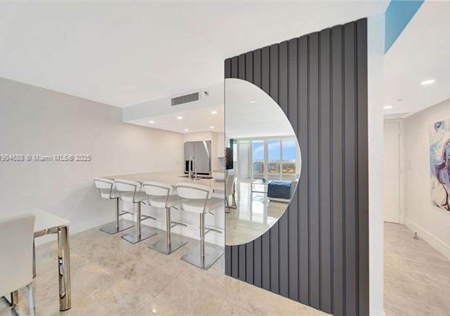 Building Photo - 1717 N Bayshore Dr