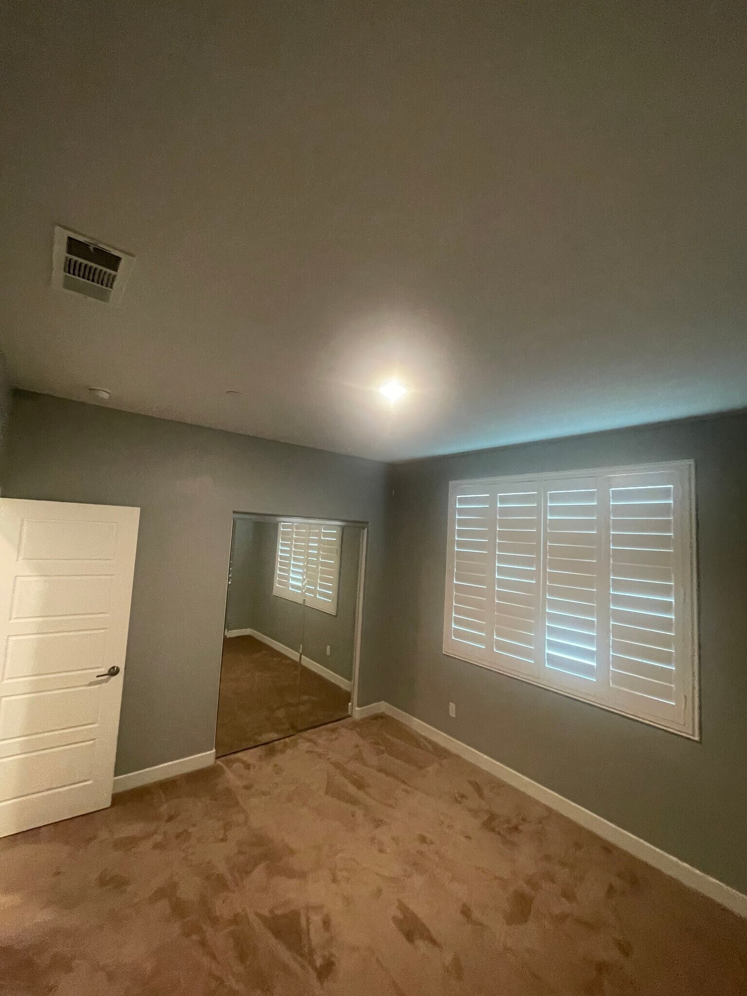 Building Photo - 29646 Saddlebred Cir