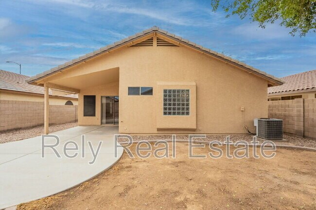 Building Photo - 12568 W Almeria Rd