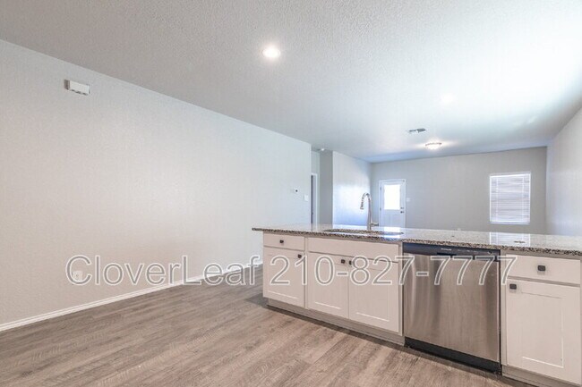 Building Photo - 7415 Marina Del Rey