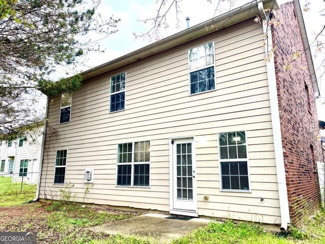 Building Photo - 448 Townsend Bend