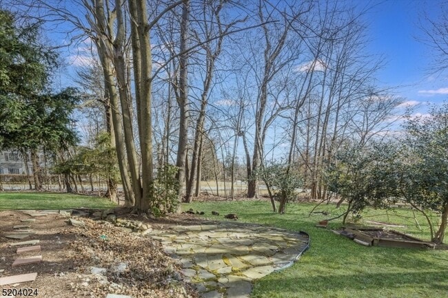 Building Photo - 232 Orange Rd