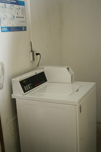 washer - 4444 Swift Rd