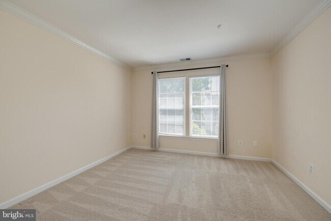 Building Photo - 5821 Pearson Ln