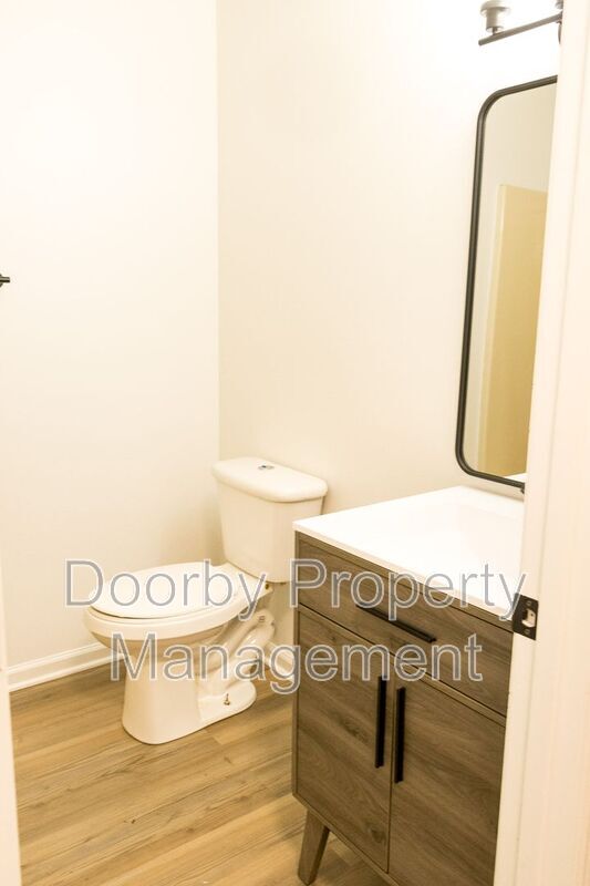 Building Photo - 349 Blackfox Rd SW