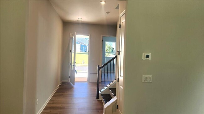 Building Photo - 1536 Ellie Ridge Ave